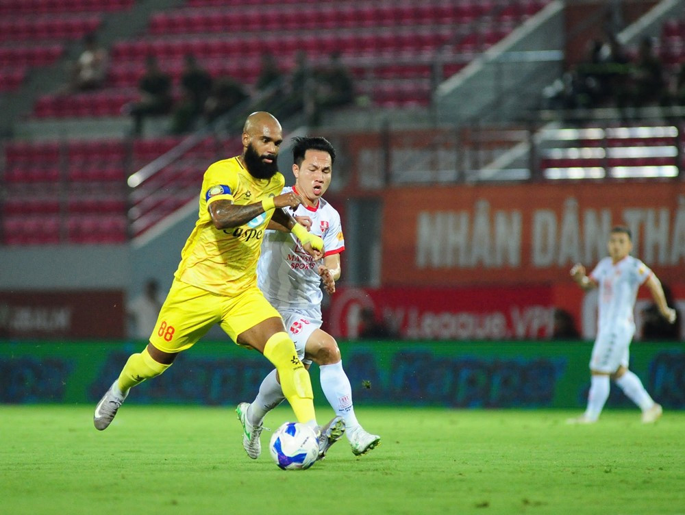 Hai Phong vs Thanh Hoa 1.jpg