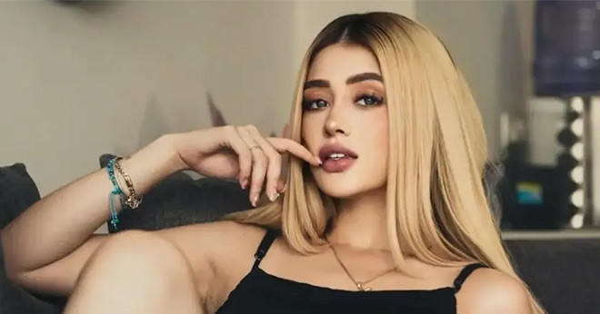 Hotgirl Mexico bị bắn chết ngay khi đang livestream với fan hâm mộ