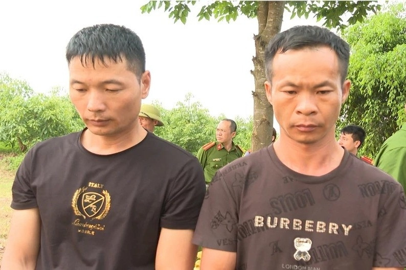Khởi tố 2 người Trung Quốc đào trộm mộ vua ở Thanh Hóa để tìm cổ vật