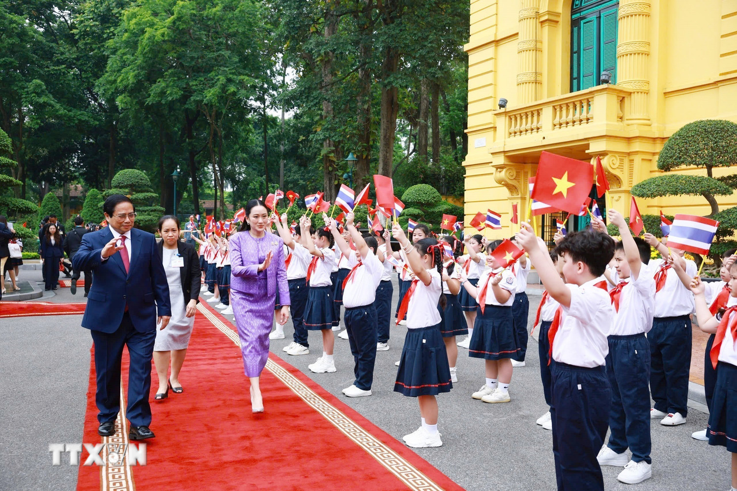 thu tuong pham minh chinh chu tri le don thu tuong thai lan paetongtarn shinawatra 1605 3.jpg