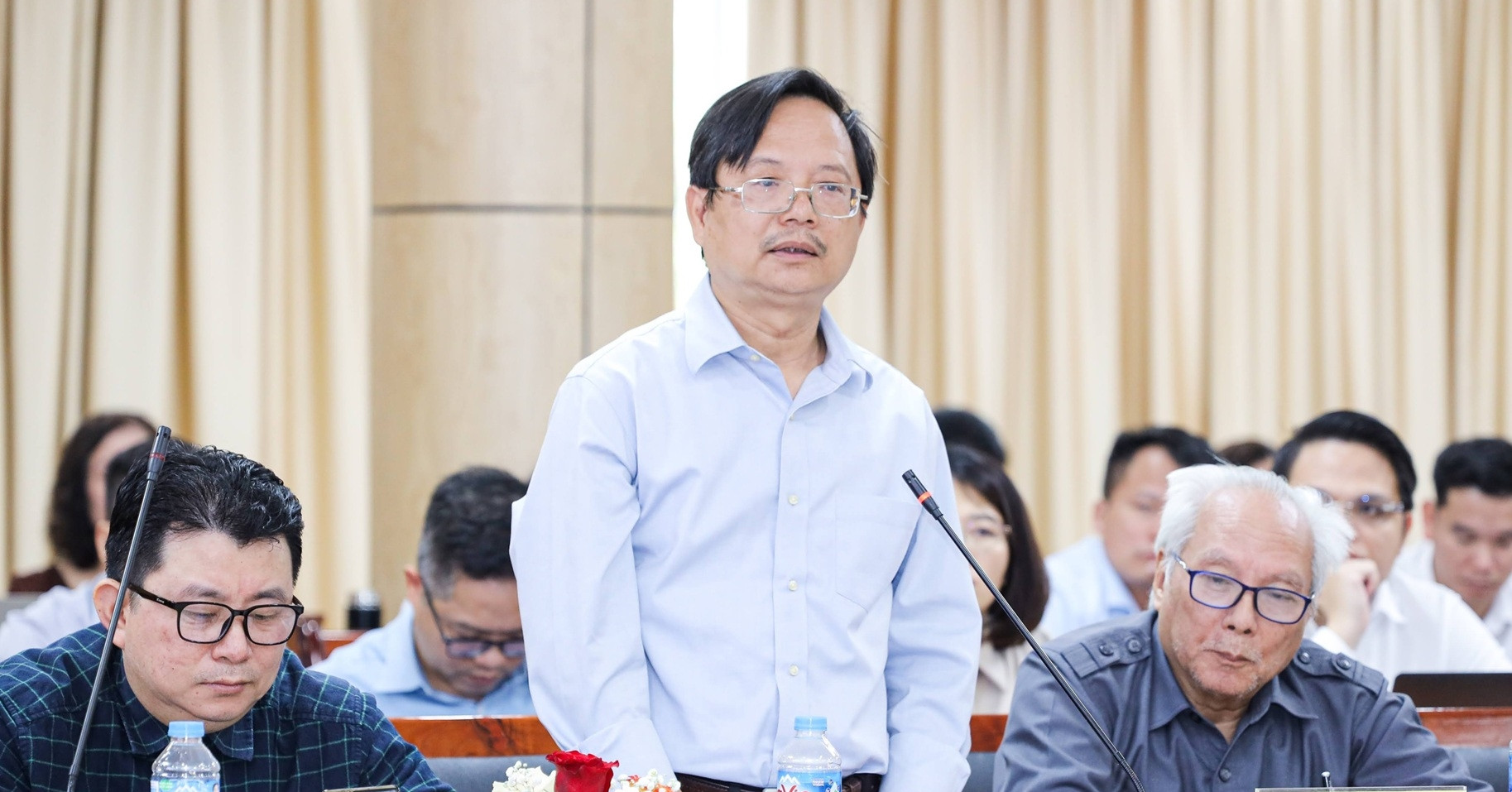Tranh luận hội đồng trường tồn tại ở mức hình thức, cần hoạt động thực chất hơn