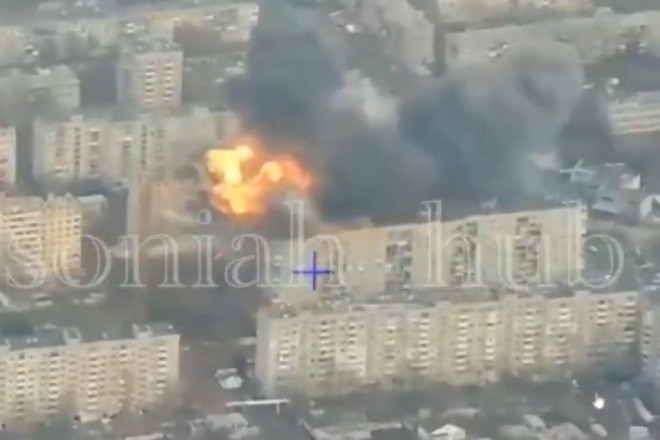 Video tiêm kích Su-27 của Ukraine đánh sập cứ điểm của Nga ở Luhansk