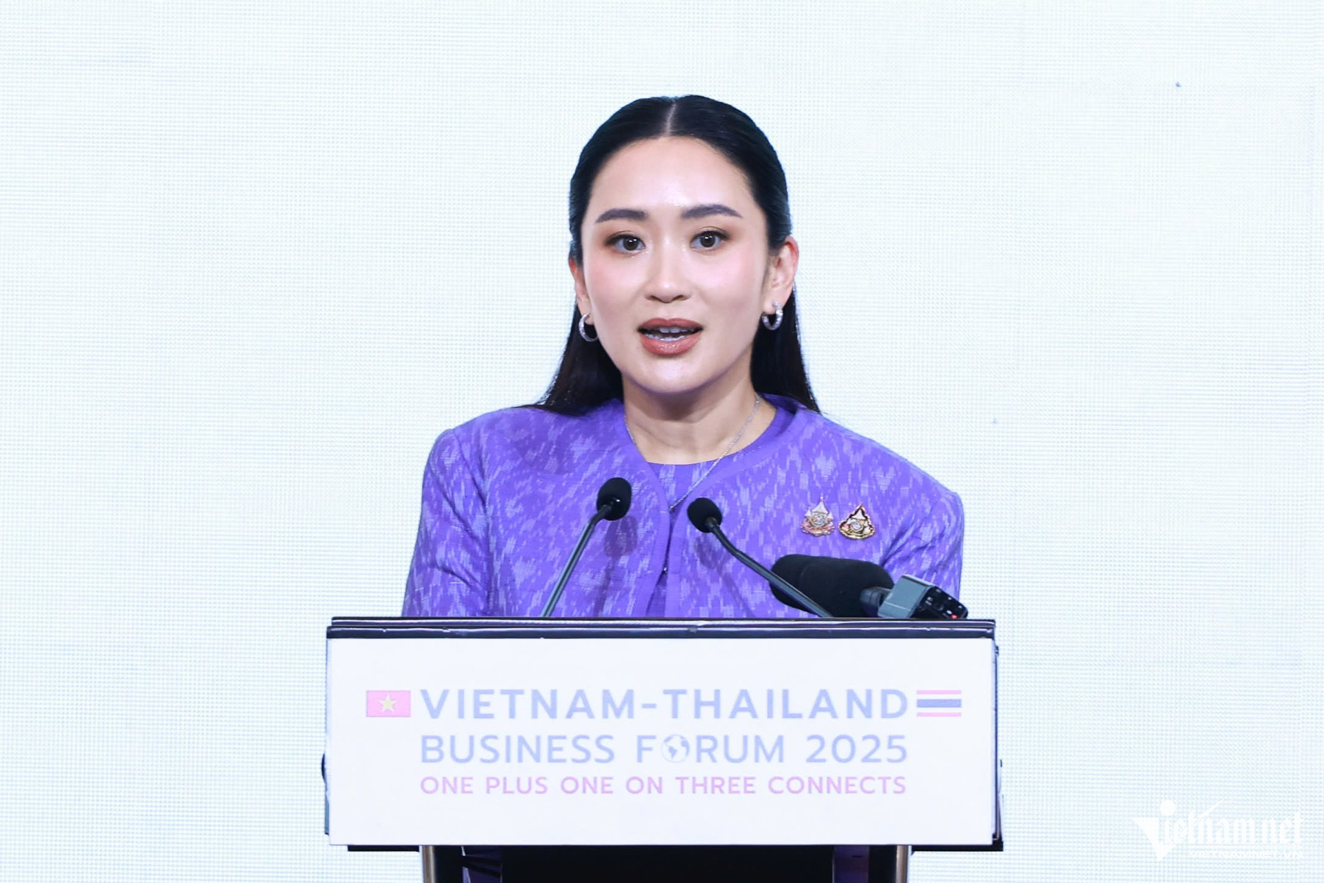 W-Diễn đàn 4.jpg