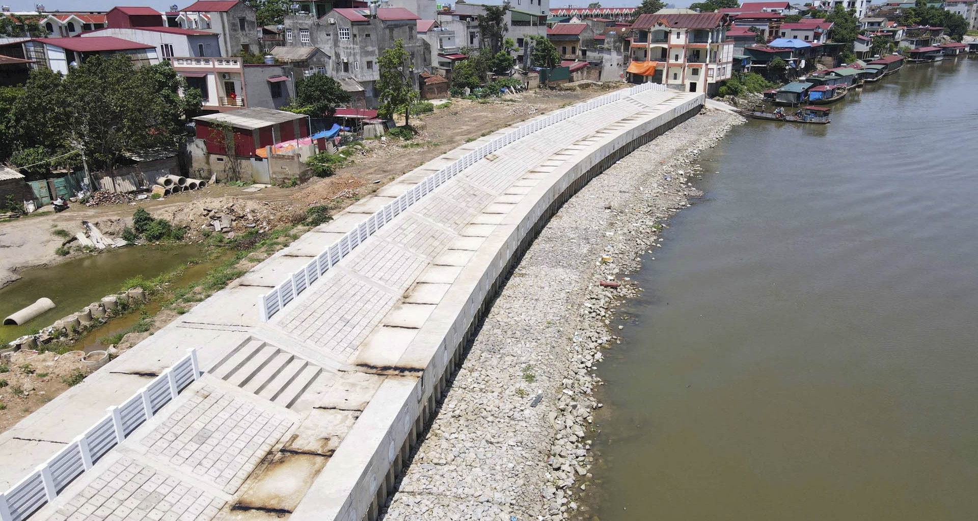 Bắc Ninh xây kè chống sạt lở đê hữu Cầu xong trước mùa mưa bão