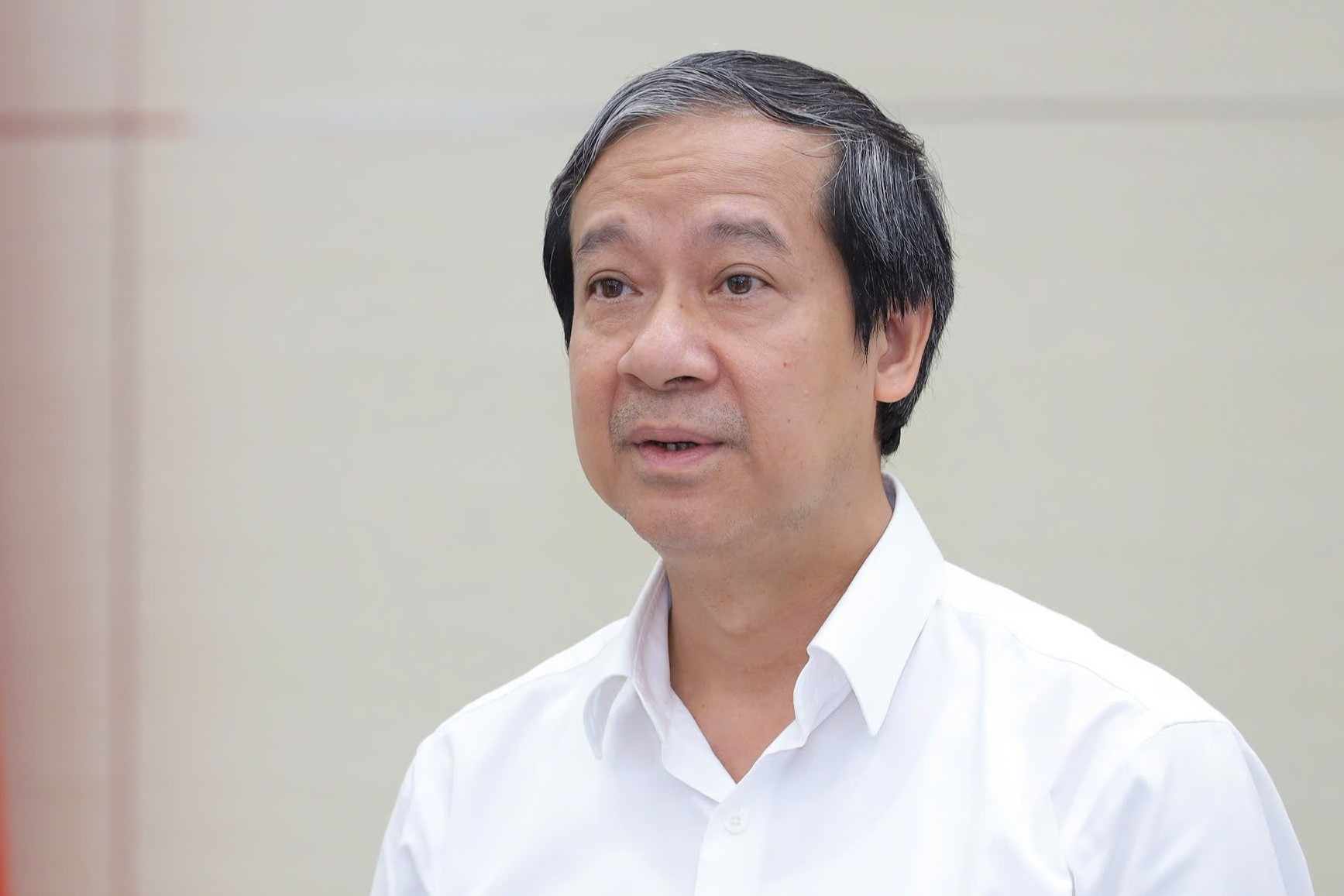 Bộ trưởng GD-ĐT: Dạy học lành mạnh là phải chặn việc ép học sinh học thêm