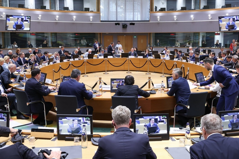 EU lên án thỏa thuận thương mại Mỹ - Anh
