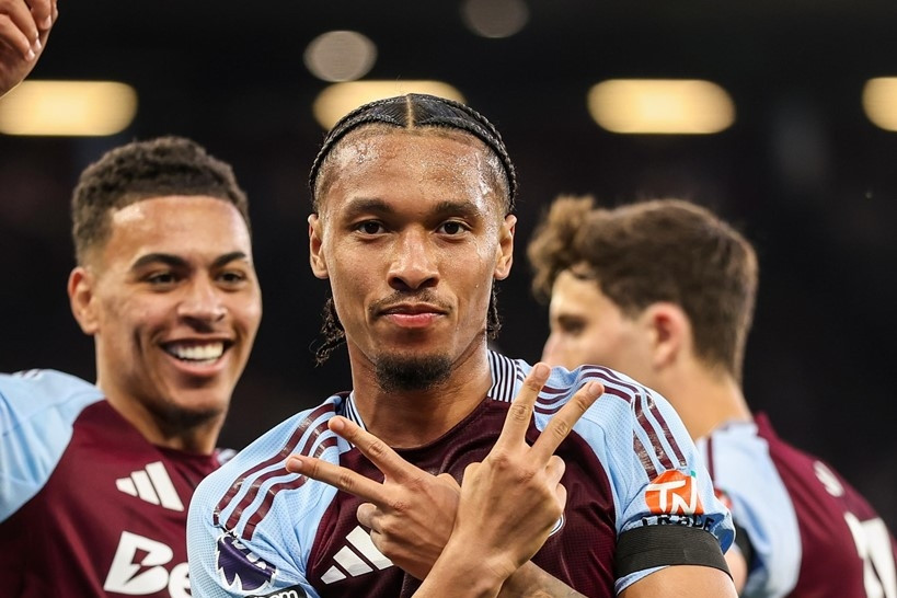 Son Heung Min tái xuất, Tottenham trắng tay trước chung kết với MU