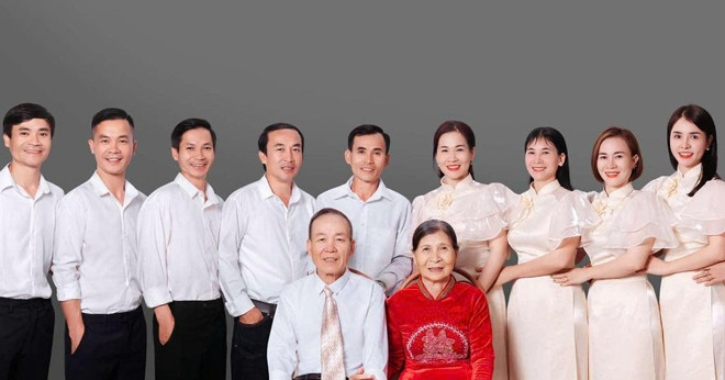 Vợ chồng ở Thanh Hóa có 10 con, 40 cháu chắt, mỗi lần tụ họp đông như hội