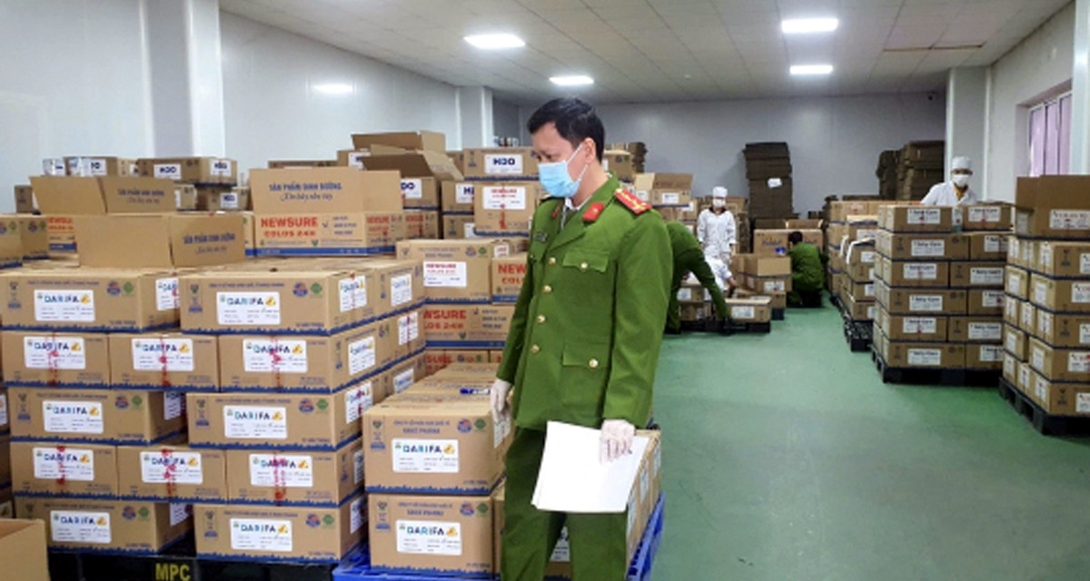 vu san xuat sua bot gia thu loi 500 ty dong tam giam cac giam doc 30603.jpg