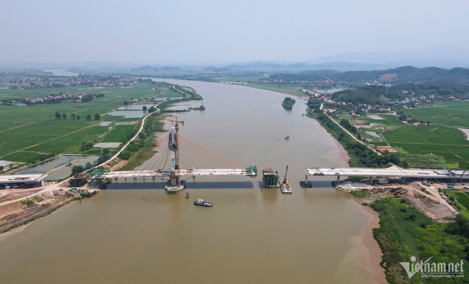 w cau dong viet 9 1 1008.jpg