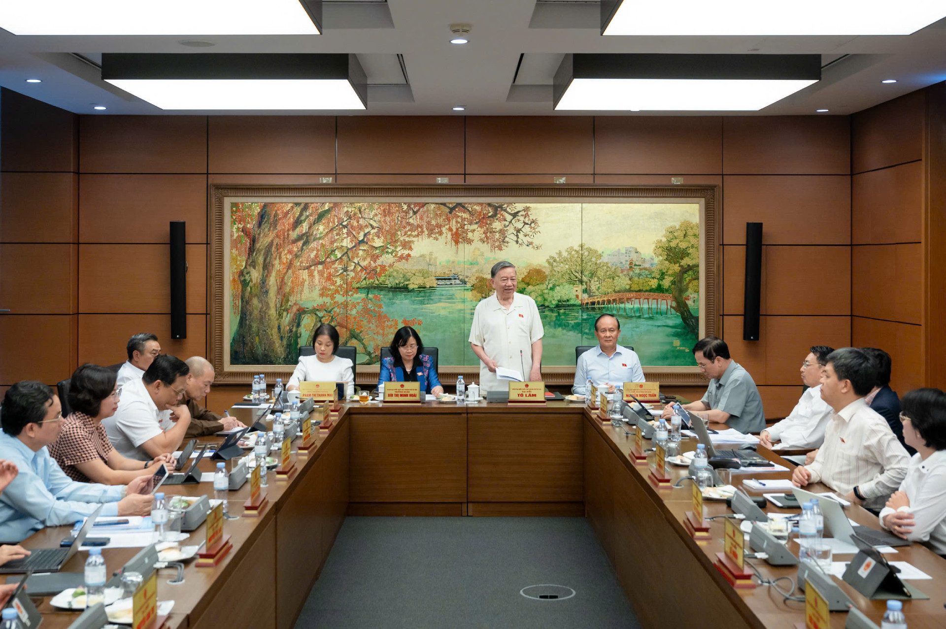 z6610999072151_d38add9fd45aa00bbe82423df686c301 (1).jpg