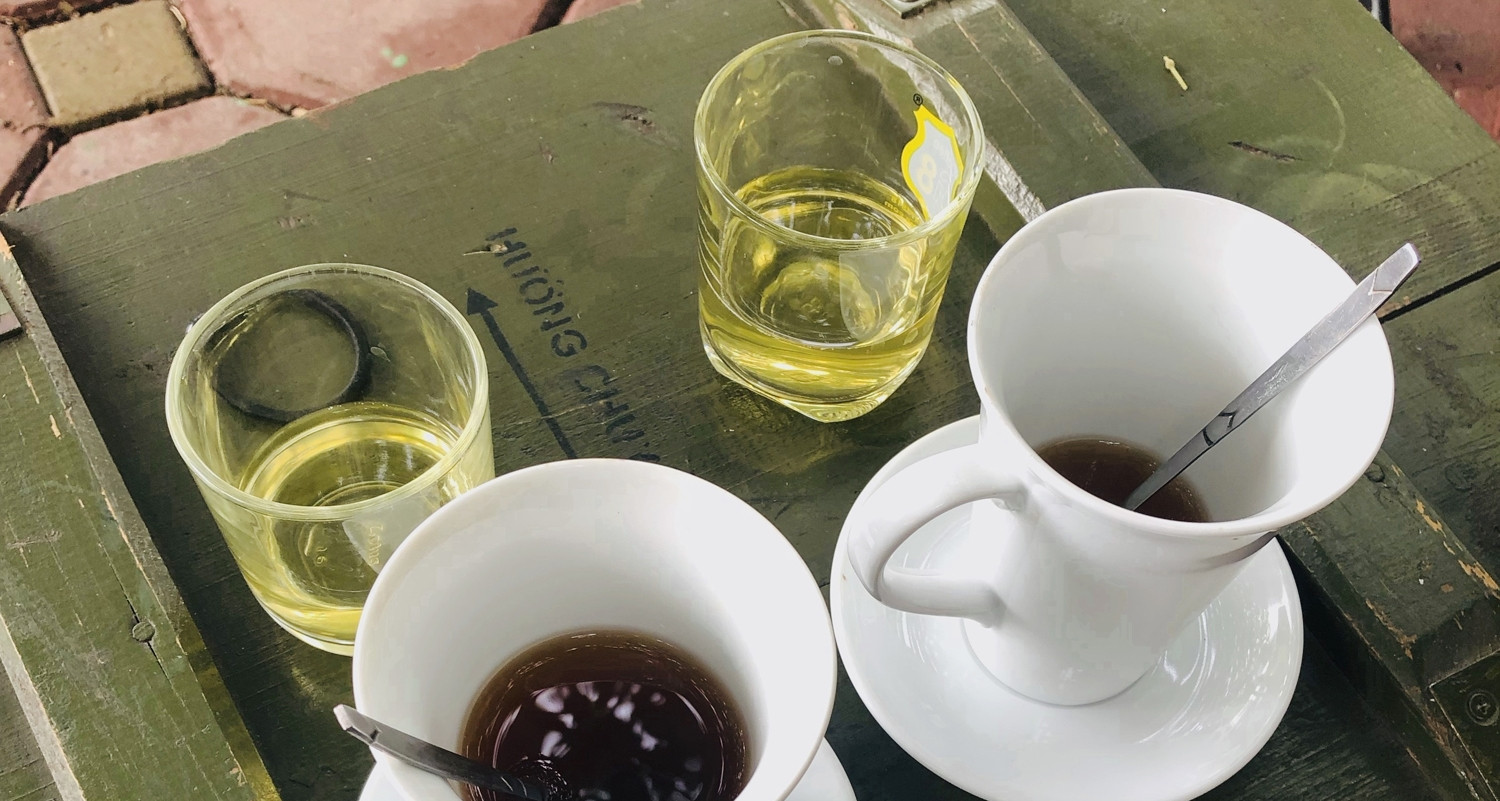 Cà phê đủ lợi ích nhưng uống sai thời điểm có thể hại huyết áp