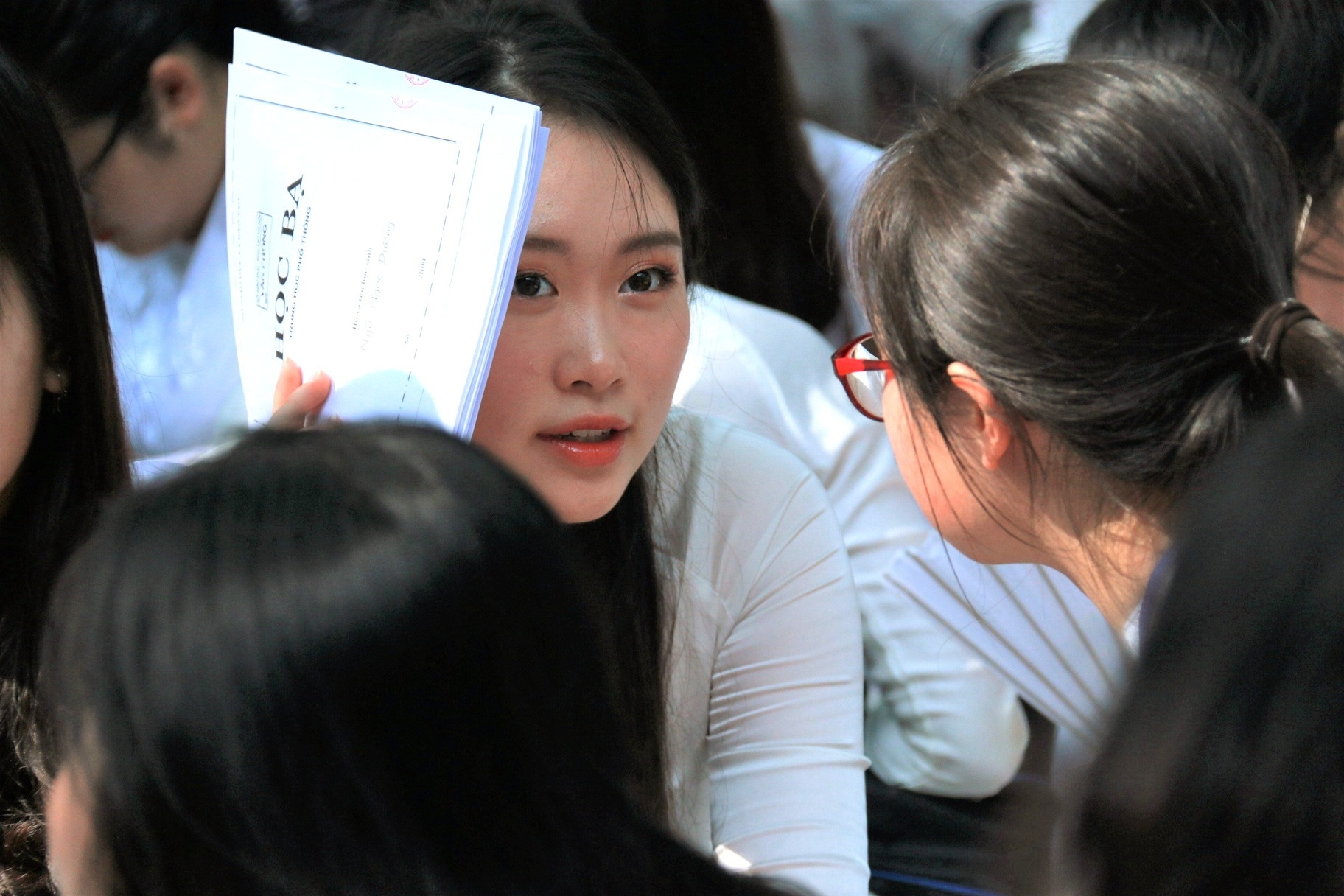 Giành tấm vé du học, học sinh và phụ huynh chưa thể 'thở phào'