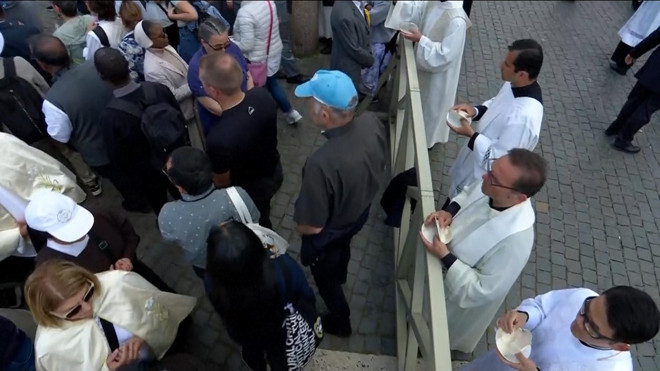 giao hoang nham chuc 17.jpg