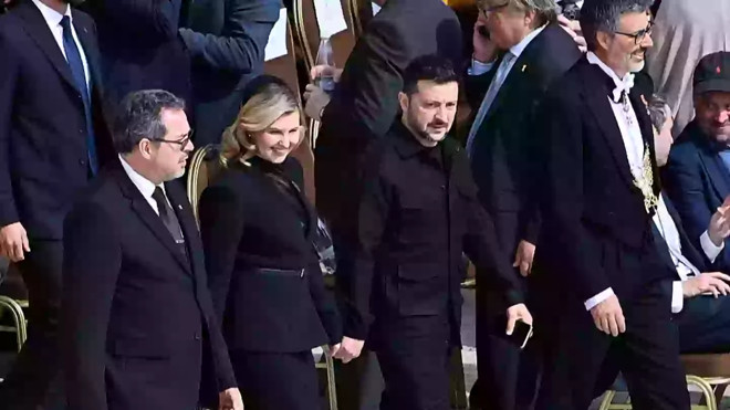 giao hoang nham chuc 19.jpg