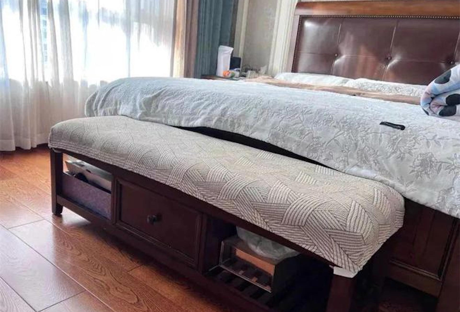 Những món đồ trong phòng ngủ đừng phí tiền đầu tư