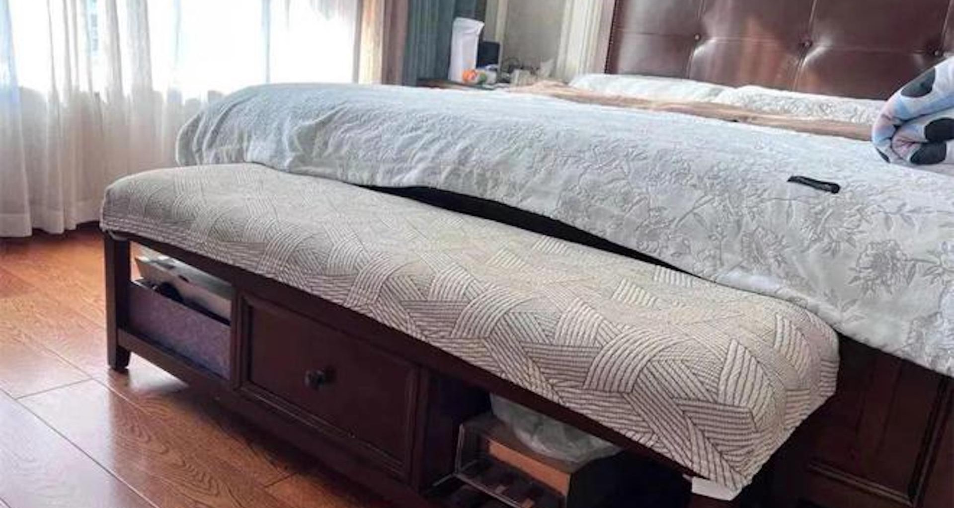 Những món đồ trong phòng ngủ đừng phí tiền đầu tư