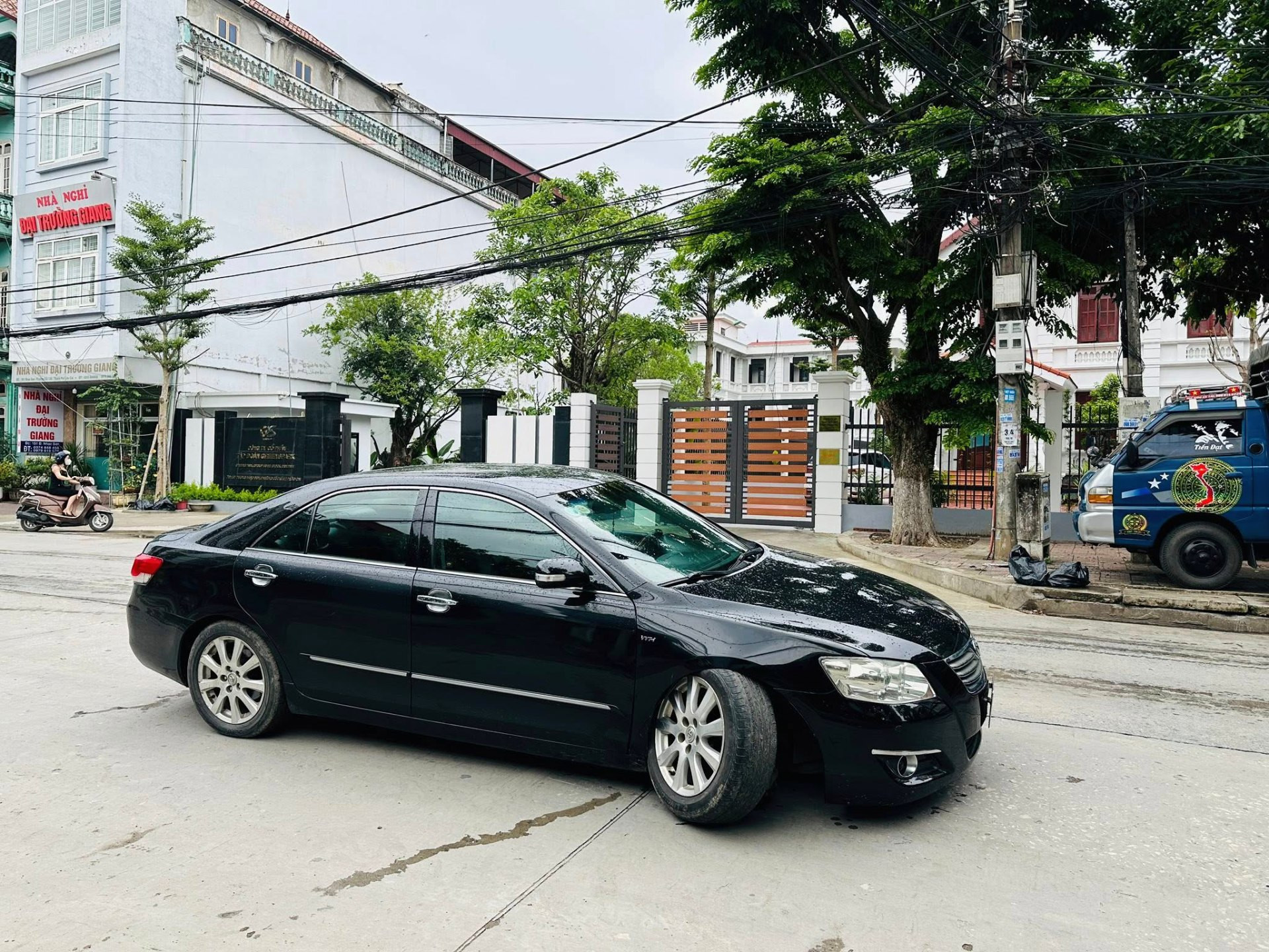 Camry rụng bánh 2.jpg