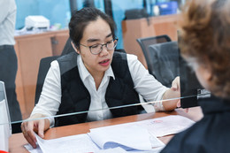 Khi nào công chức, viên chức được trả lương theo vị trí việc làm?