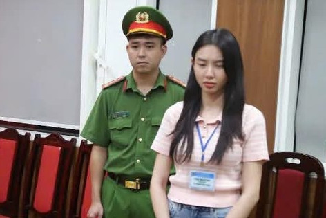 Bắt tạm giam hoa hậu Nguyễn Thúc Thùy Tiên