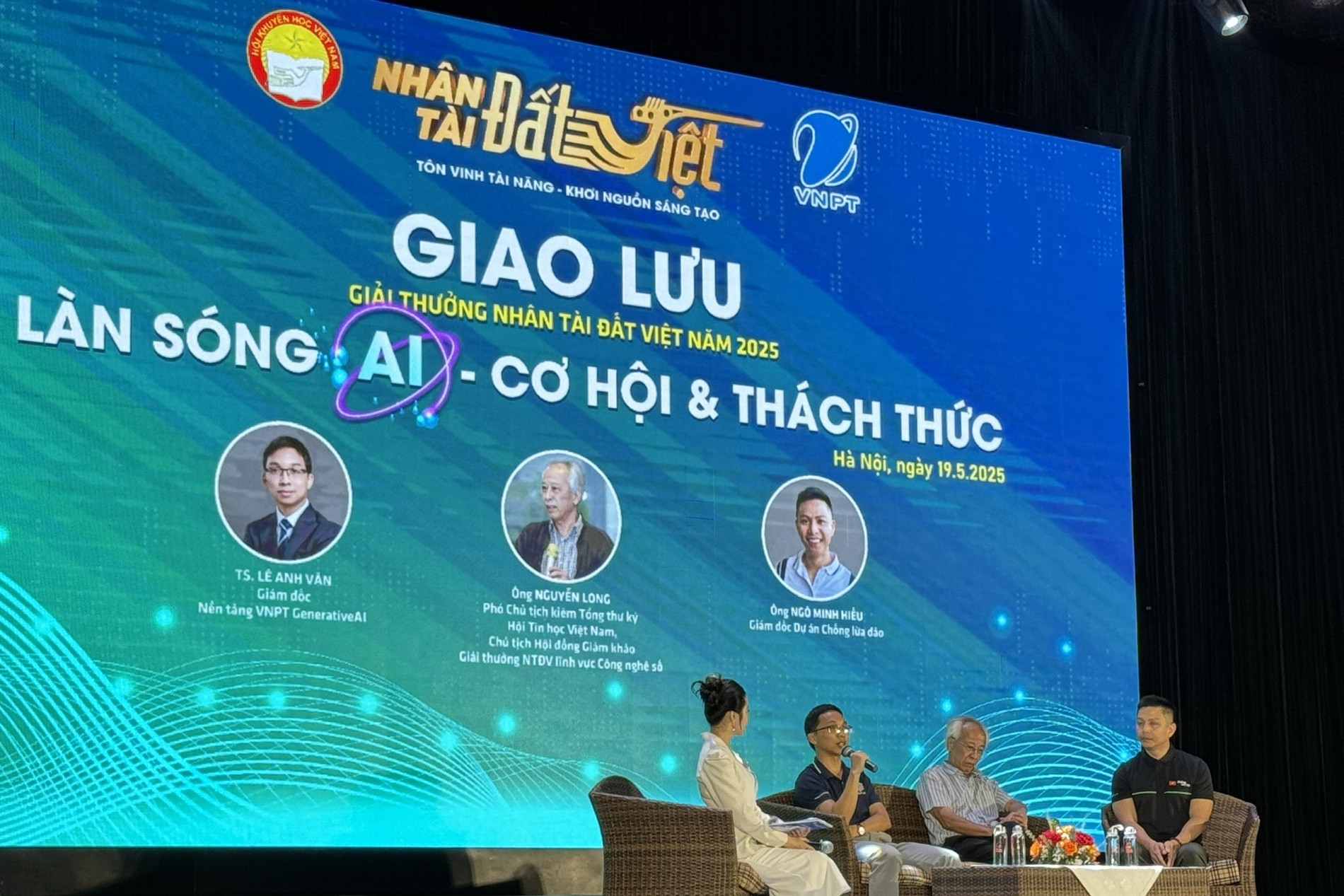 Kỳ vọng nhiều sản phẩm về AI, bán dẫn tại Nhân tài Đất Việt 2025