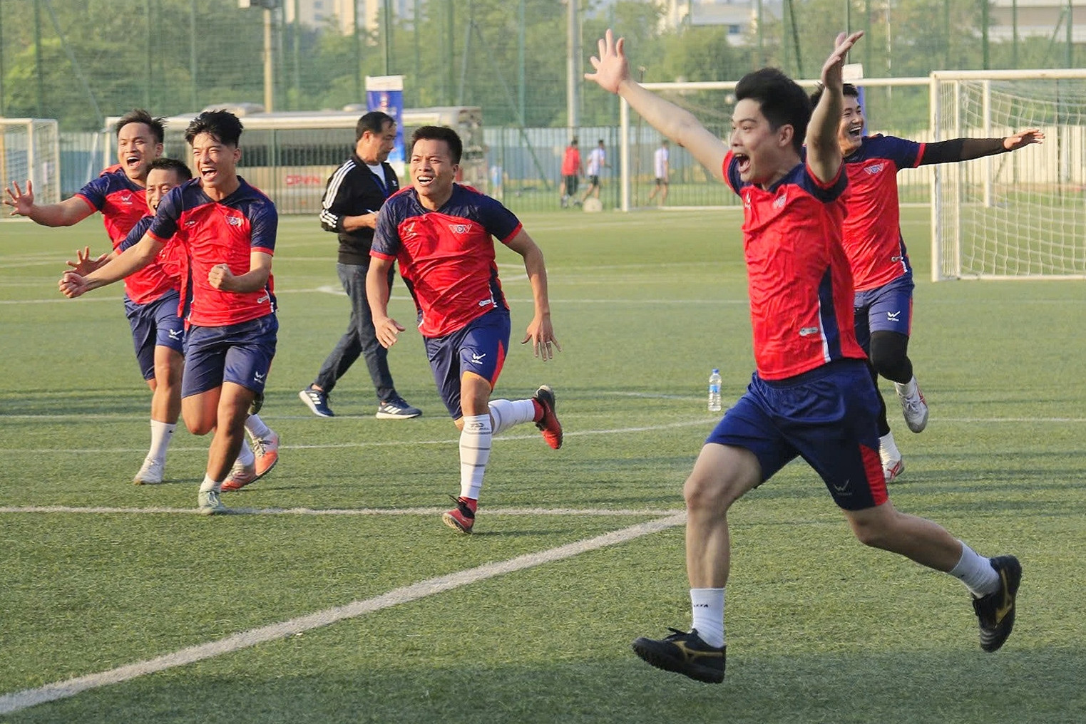 Nhà vô địch Press Cup tranh Siêu Cúp với đội báo chí Thái Lan