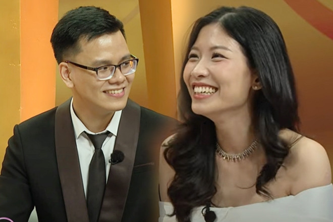 Nhờ nụ hôn vụng về, chàng trai thư sinh cưới được nữ trưởng phòng xinh đẹp