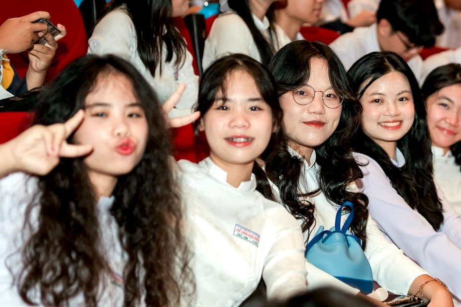 Đề xuất giáo viên trường chuyên nhận thu nhập tăng thêm, lên tới 23 triệu/tháng