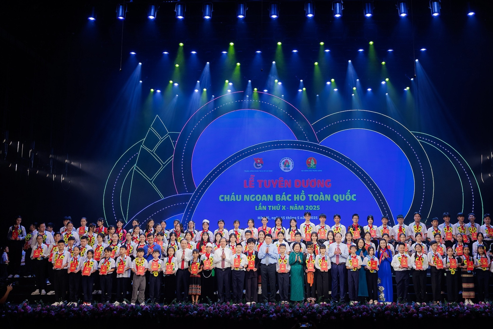 Vinamilk đồng hành Cháu ngoan Bác Hồ, tiếp sức thiếu nhi Việt Nam vươn cao