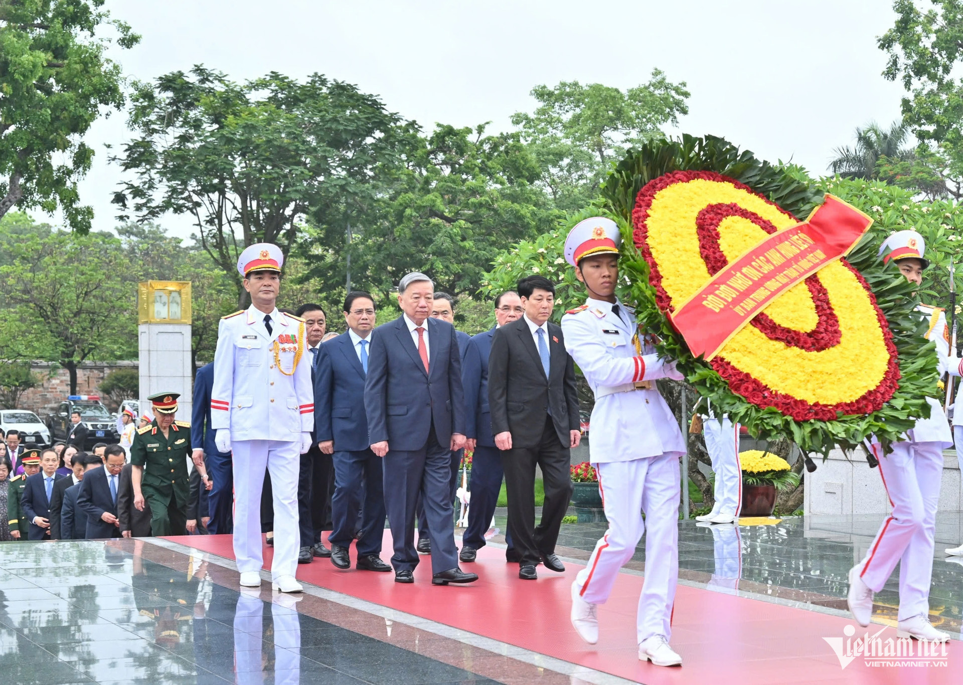 W-đài liệt sĩ 2.jpg