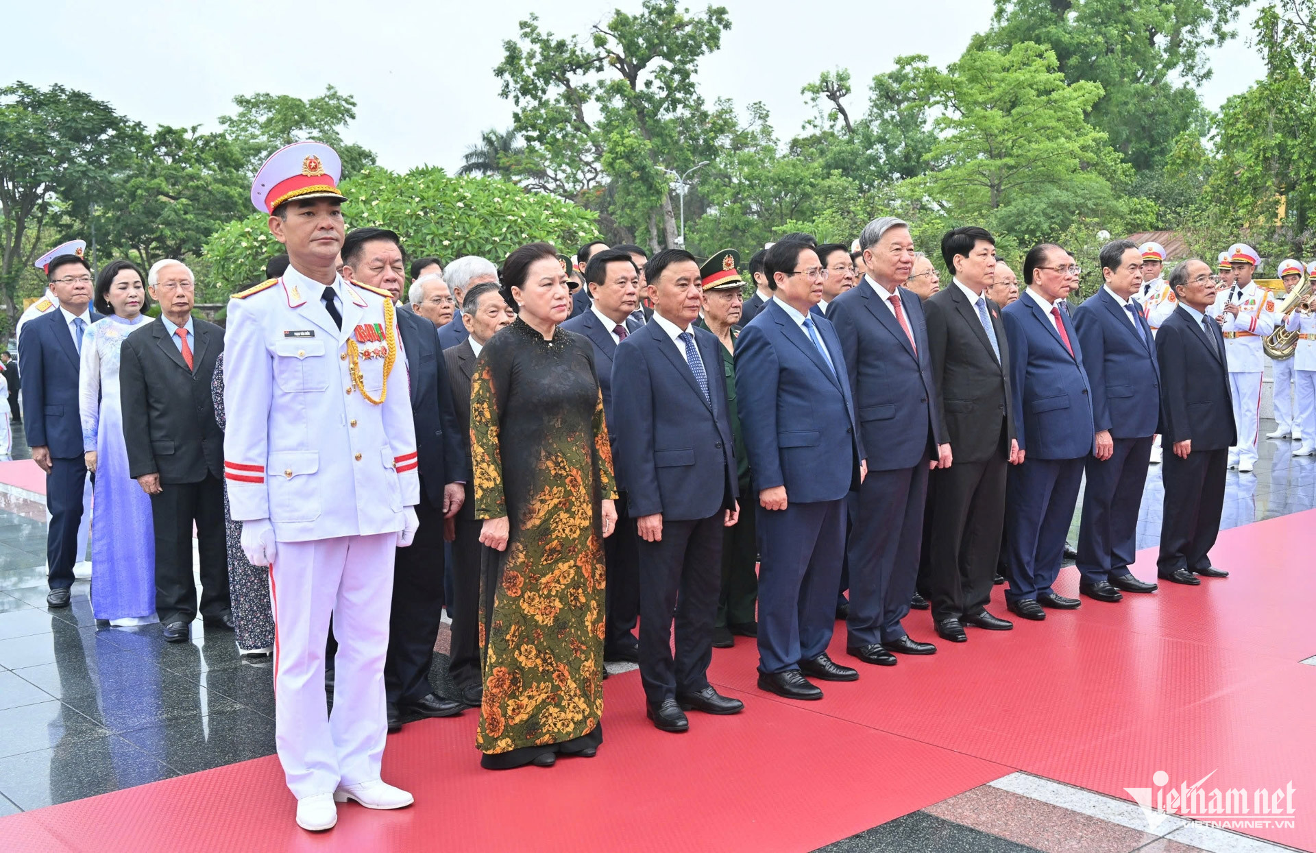 W-đài liệt sĩ 4.jpg