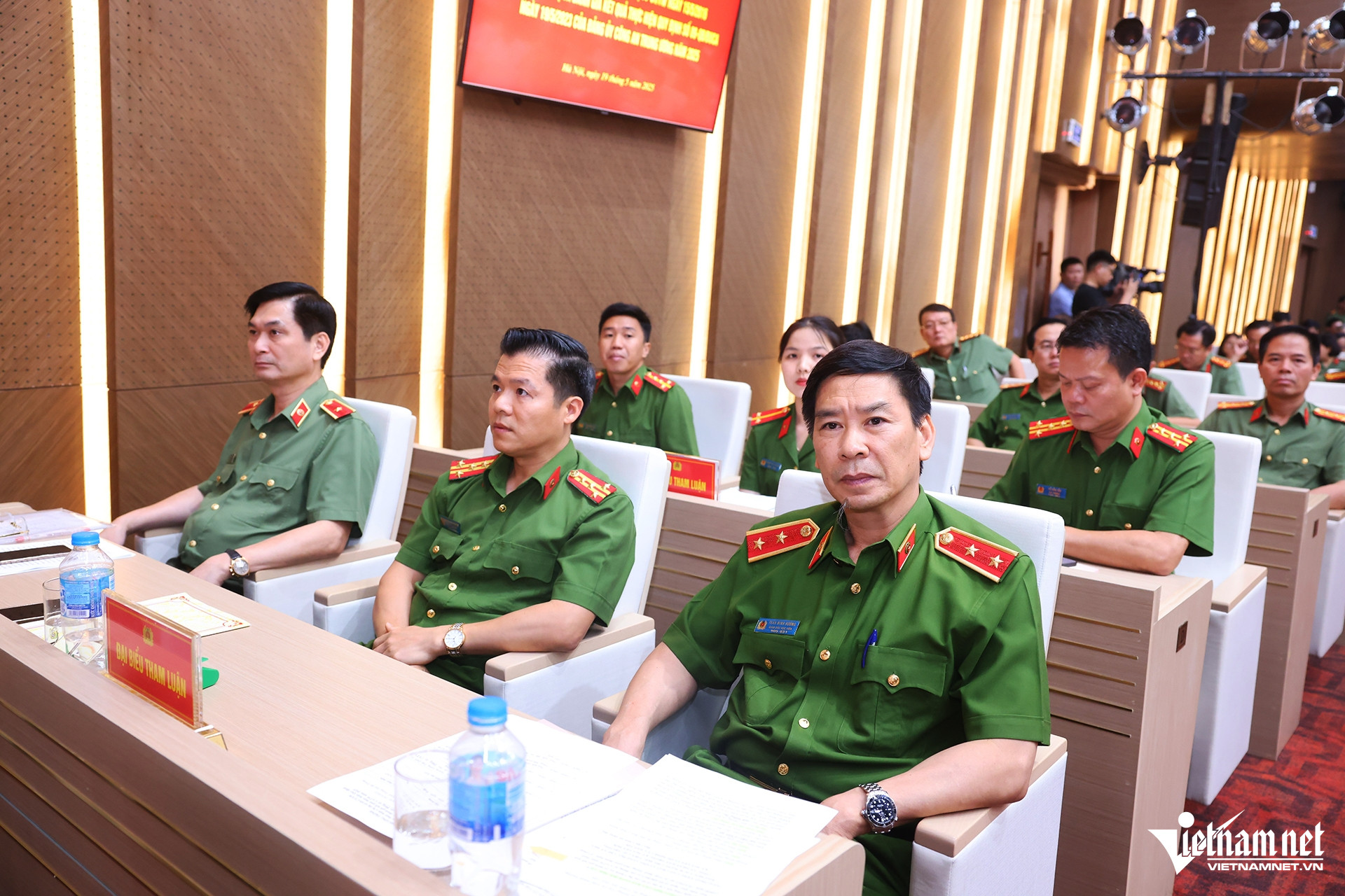 W-hoi nghi BCA 4.jpg