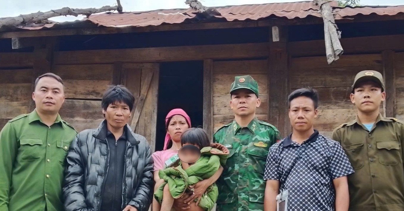 Bé gái 7 tuổi mất tích trong rừng suốt 2 ngày