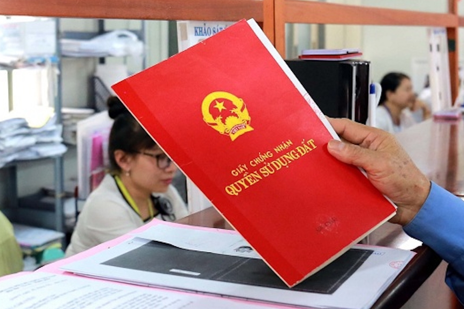 Chi tiết thủ tục đính chính sổ đỏ khi sáp nhập tỉnh, thành