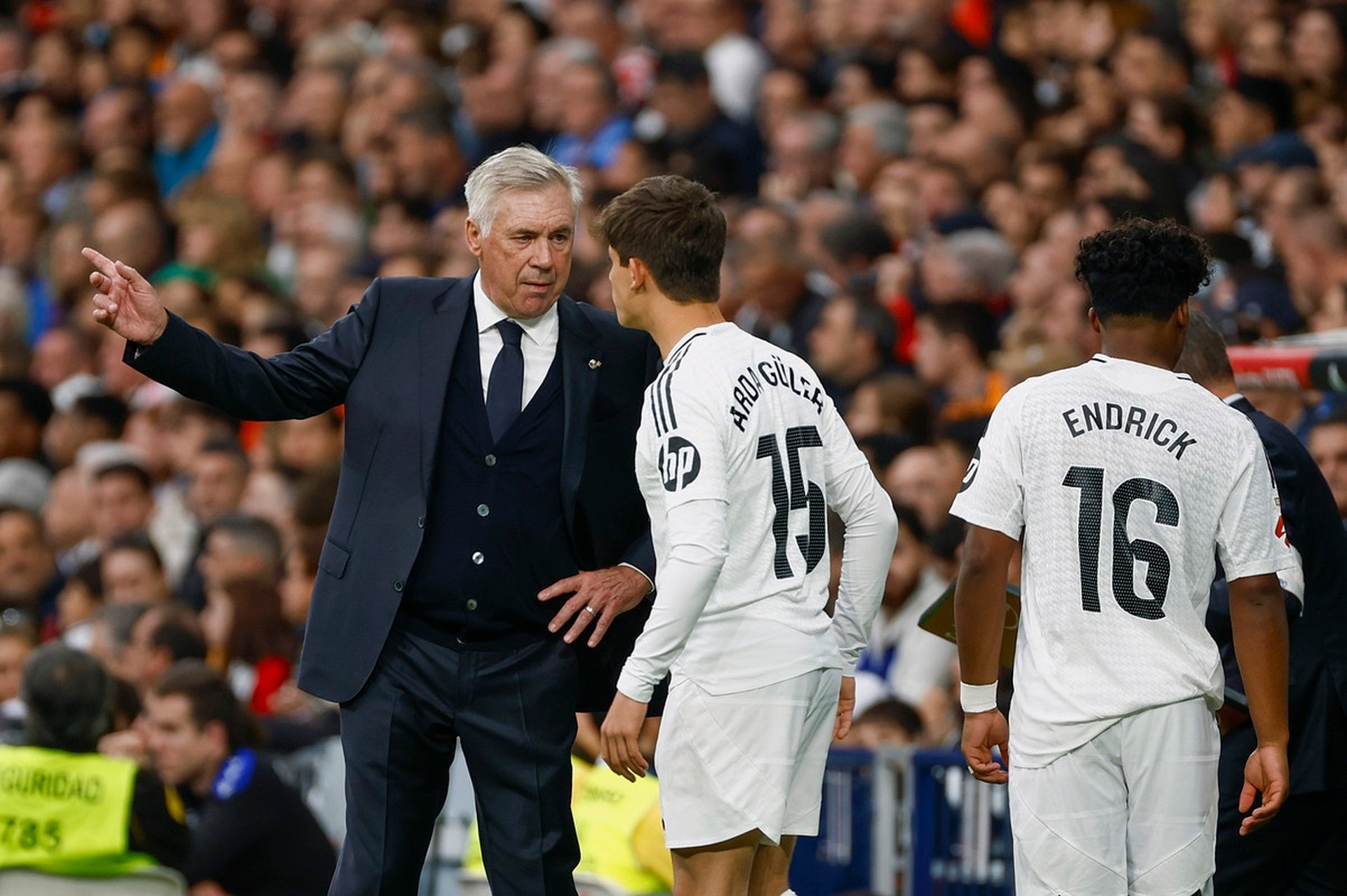 EFE. Ancelotti Arda Guler Real Madrid.jpg