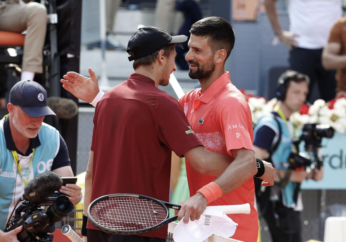 EFE. Djokovic Arnaldi.jpg