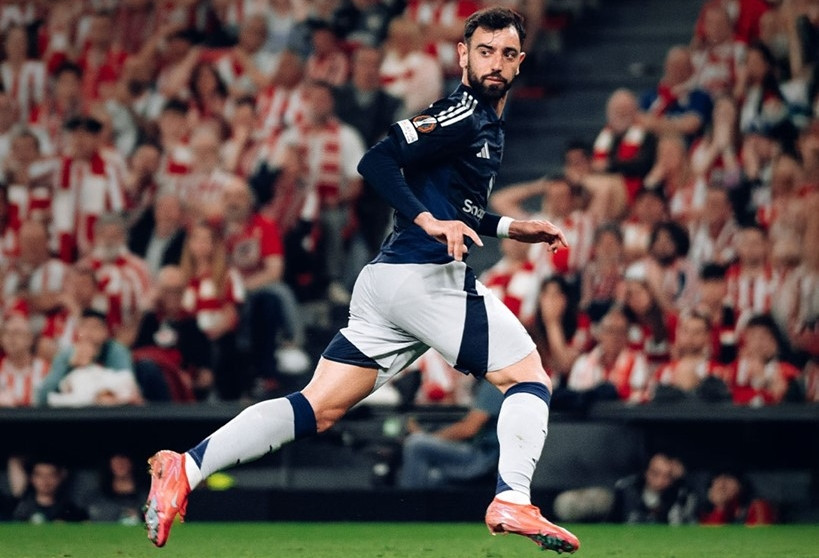 Giúp MU thắng to, Bruno Fernandes đi vào lịch sử Europa League