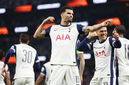 Tottenham thắng dễ ở bán kết Europa League