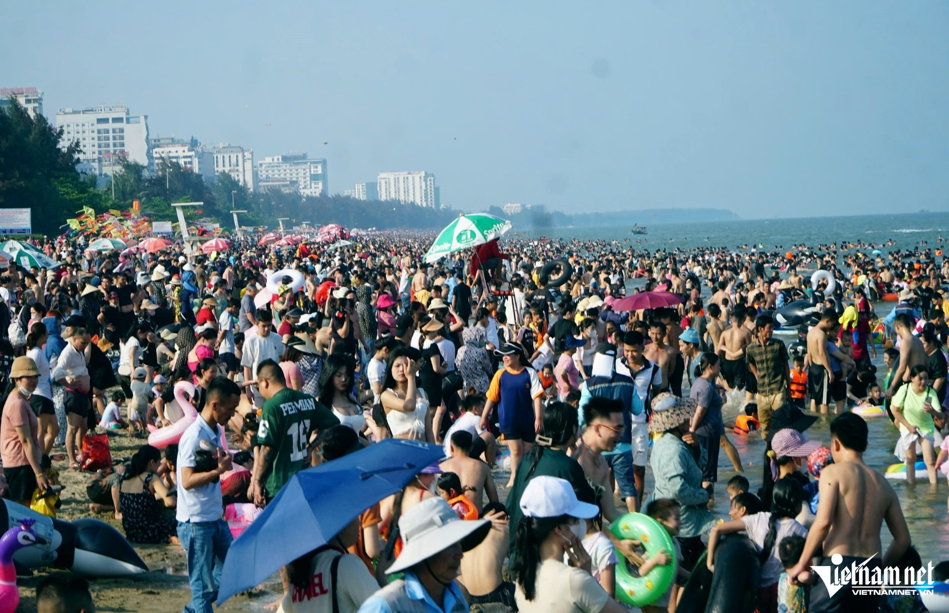 W-a2Biển Sầm Sơn.jpg