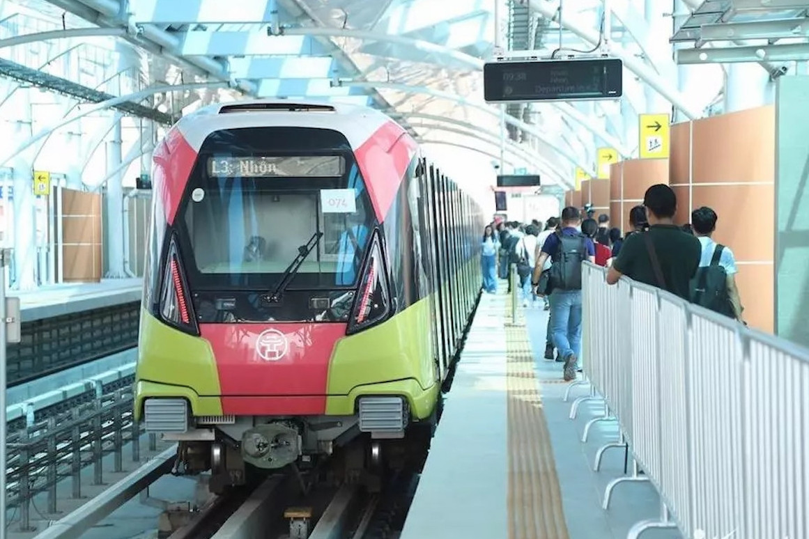 Từ ngày 2/9, hành khách chỉ cần sử dụng 1 thẻ đi tất cả các tuyến metro