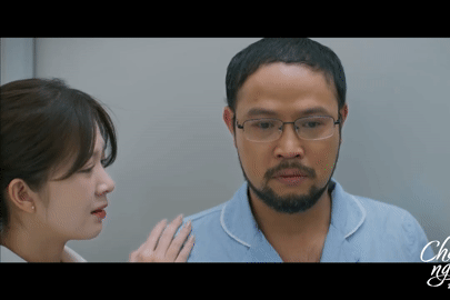 'Cha tôi người ở lại' tập 41: Ông Bình đau đớn bỏ đi khi biết chuyện đau lòng