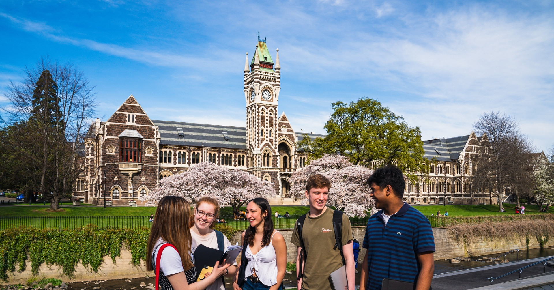 Cơ hội nhận học bổng 1 tỷ đồng từ đại học lâu đời nhất New Zealand