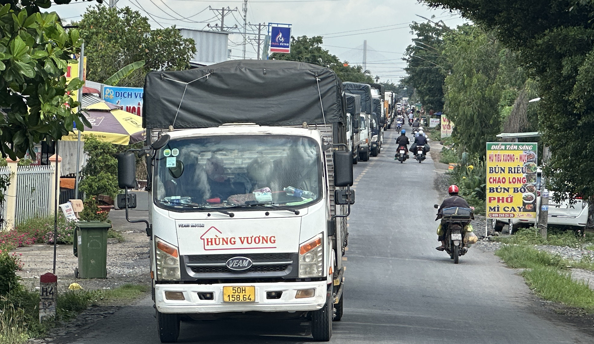 Kẹt xe.jpg