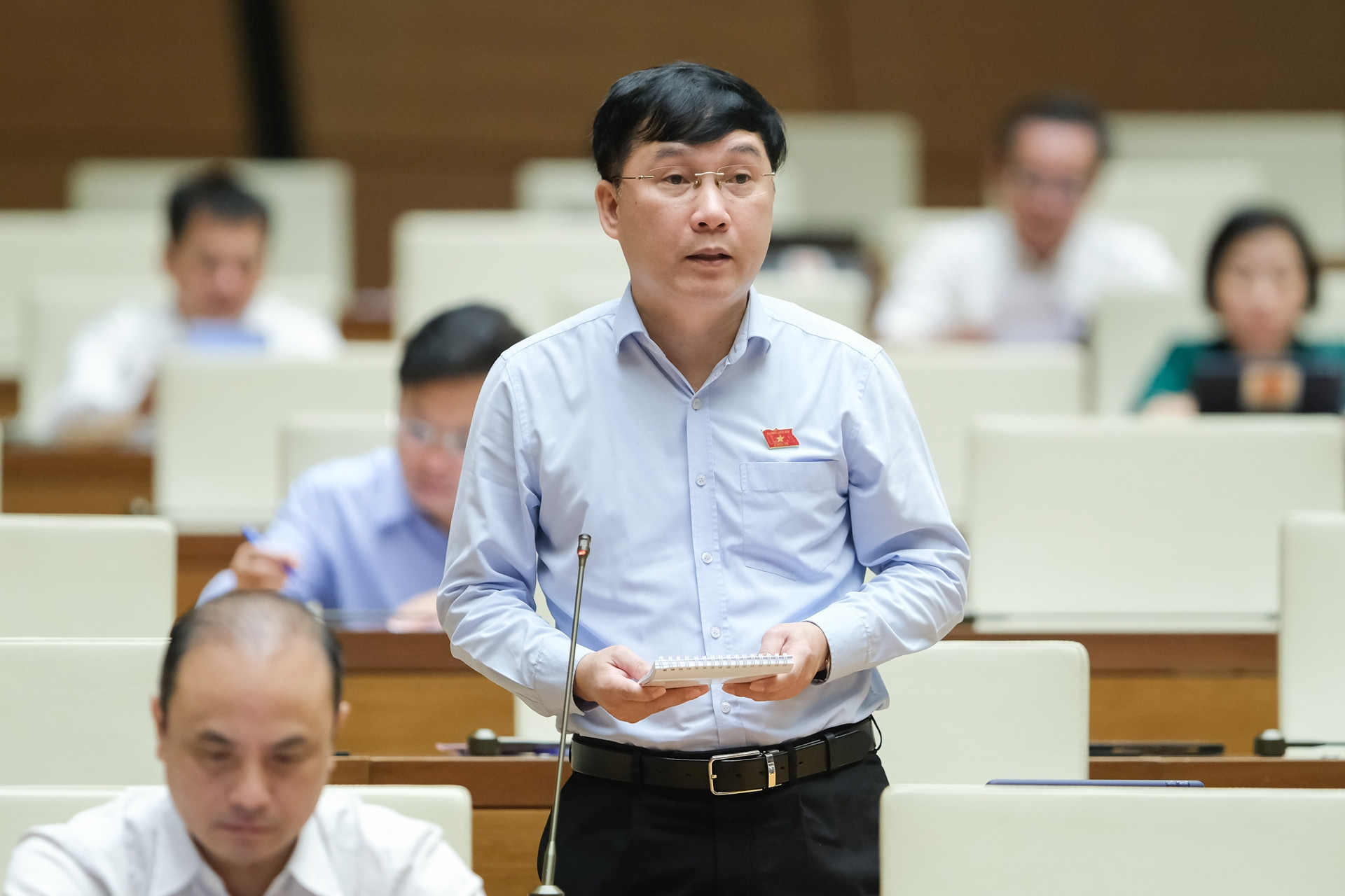 Tuyển lại cán bộ giỏi bị loại khỏi hệ thống do thiếu biên chế, ai kém phải thay luôn