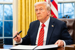 Ông Trump nói Mỹ lẽ ra không nên can thiệp vào Ukraine