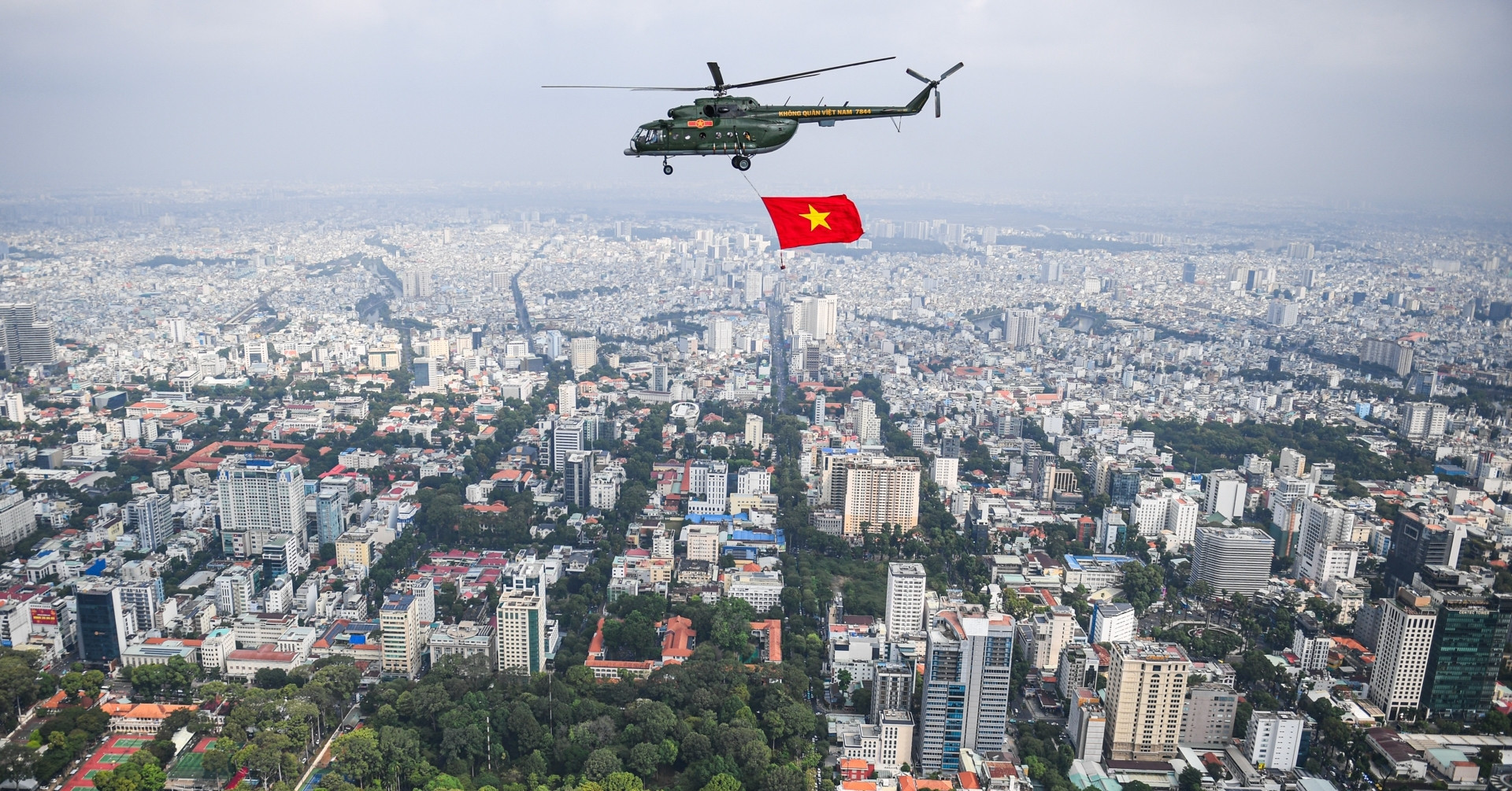Phá bỏ lời nguyền ‘điểm nghẽn thể chế’