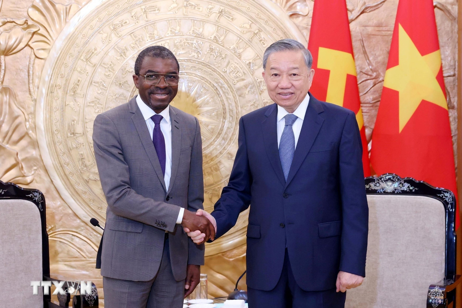 Tổng Bí thư đề nghị UNESCO hỗ trợ phục dựng Điện Kính Thiên của Hoàng Thành Thăng Long