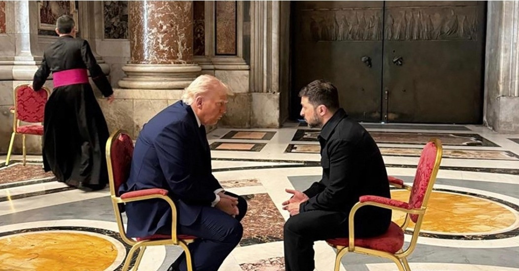 Tổng thống Ukraine khẳng định 'lằn ranh đỏ' sau điện đàm với ông Trump