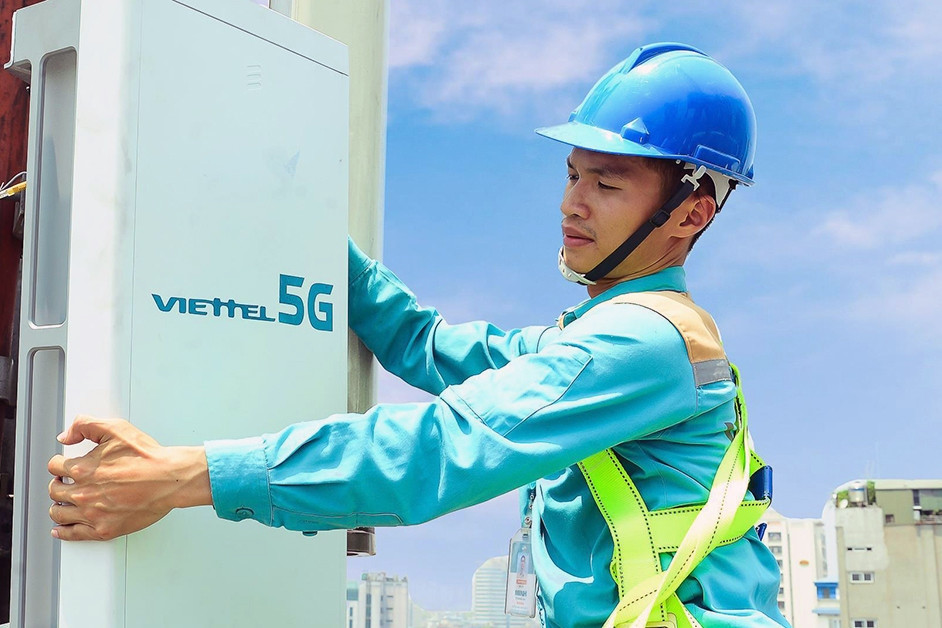 Đấu giá băng tần 700 Mhz để phát triển hạ tầng số quốc gia hiện đại