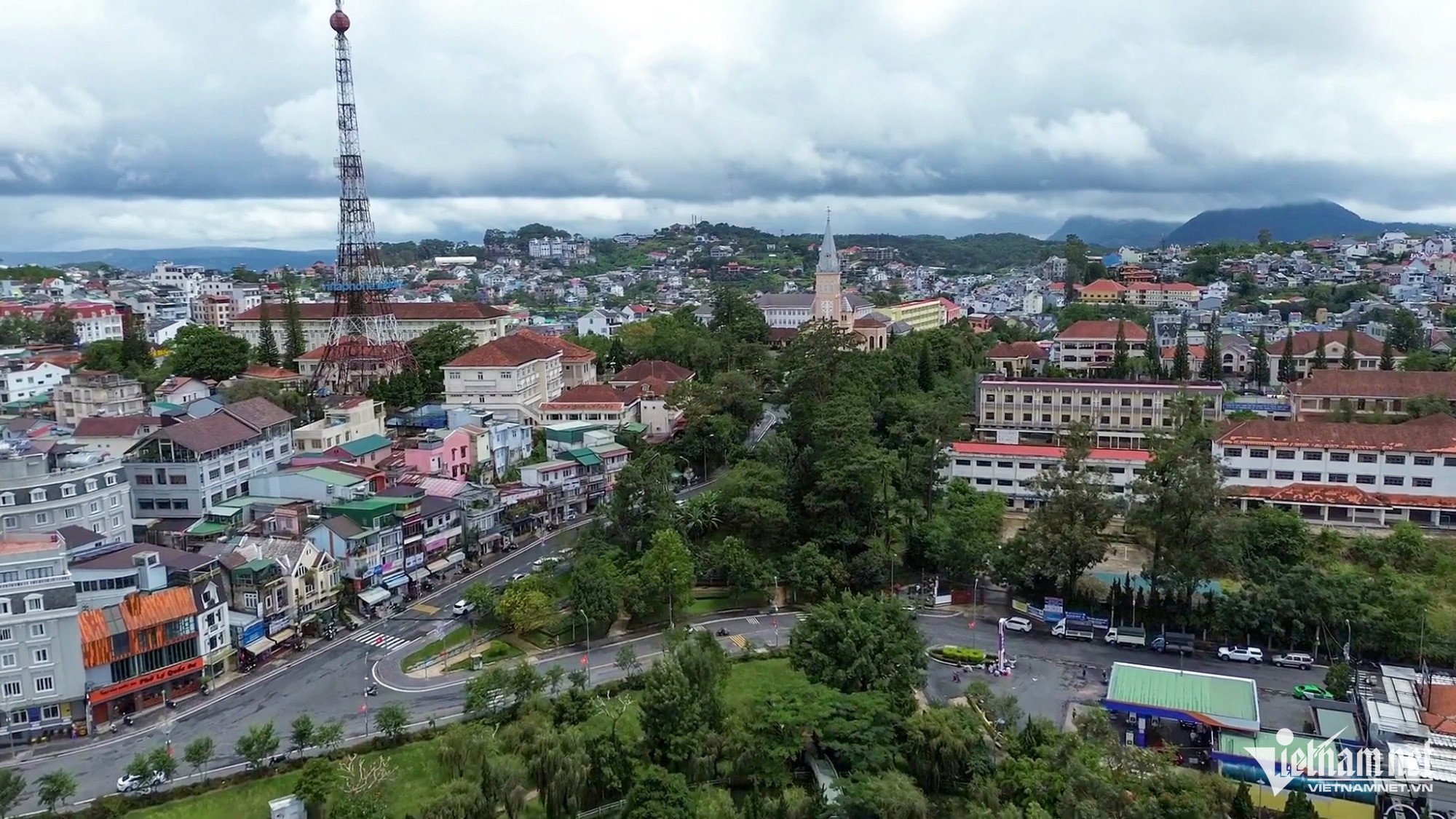 W-da lat news 64 1.jpg